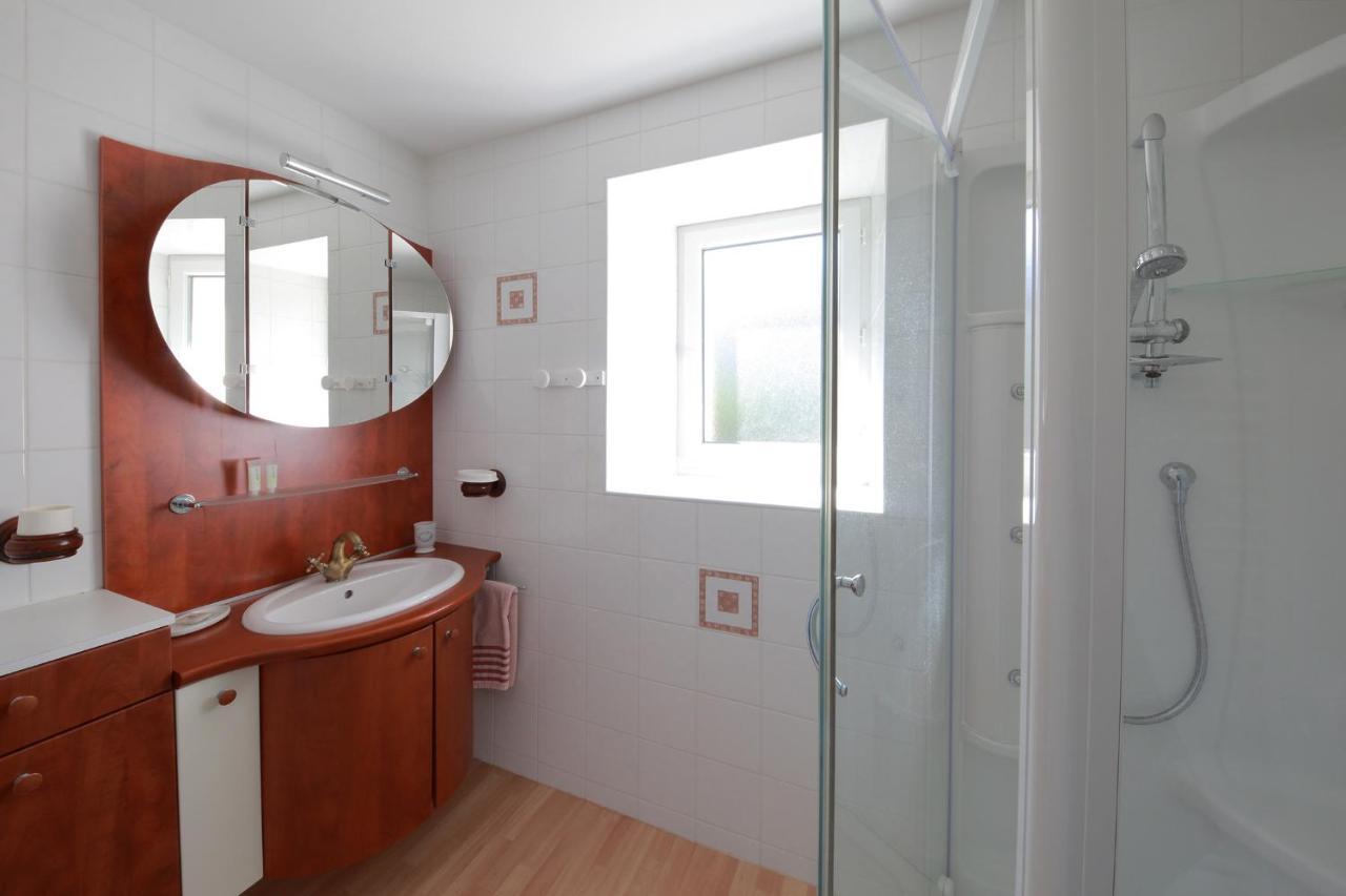 Gite La Loge Des Fees Latillé Dış mekan fotoğraf